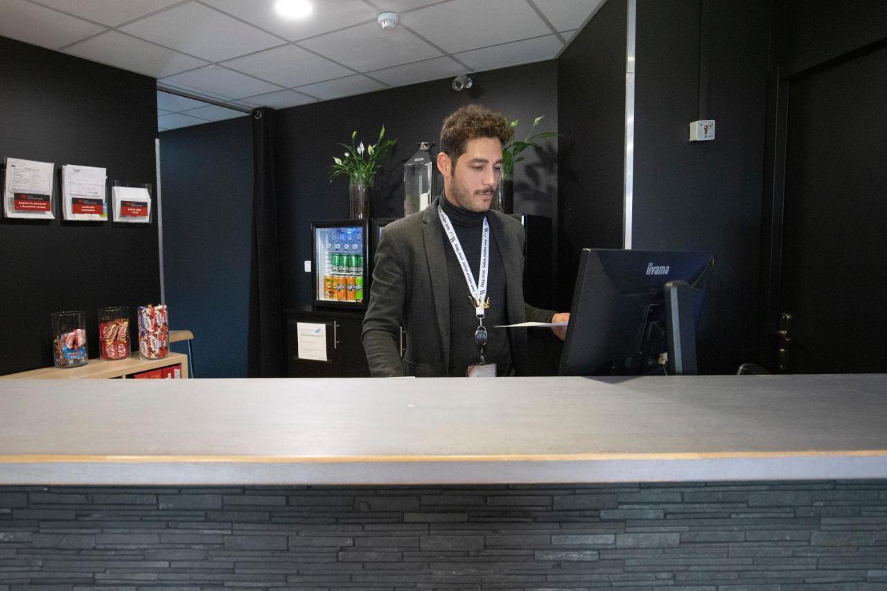 Wink Hotel Juvisy Esterno foto