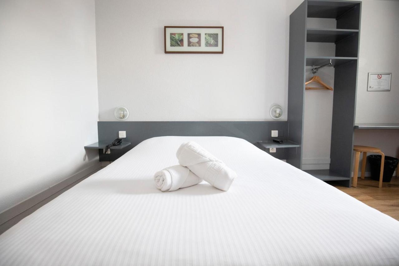 Wink Hotel Juvisy Esterno foto