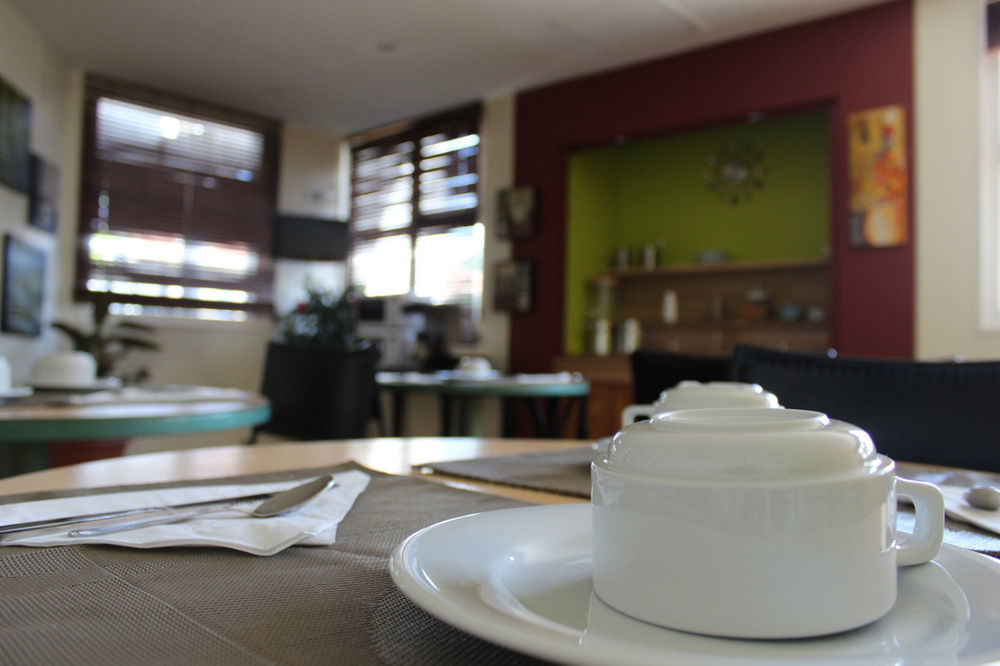 Wink Hotel Juvisy Esterno foto