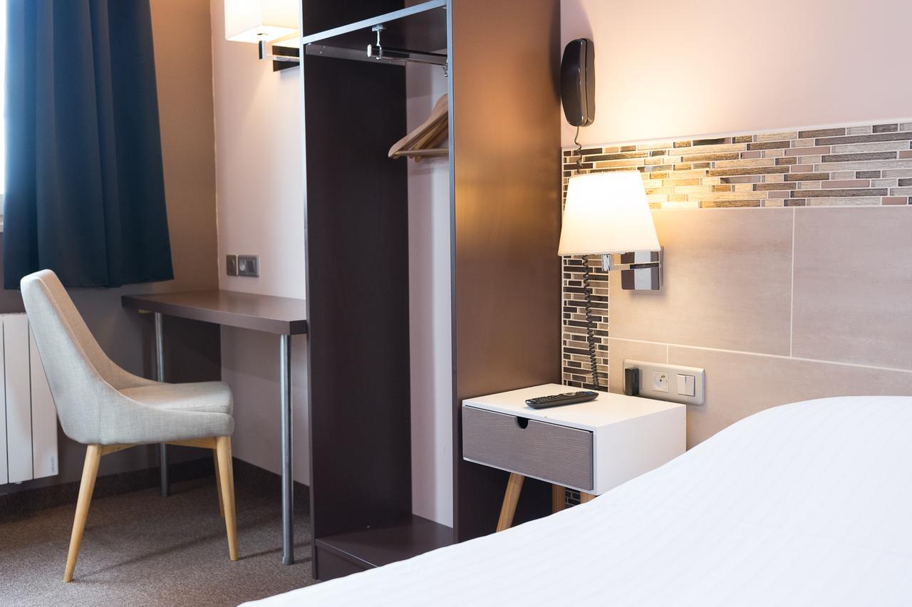 Wink Hotel Juvisy Esterno foto