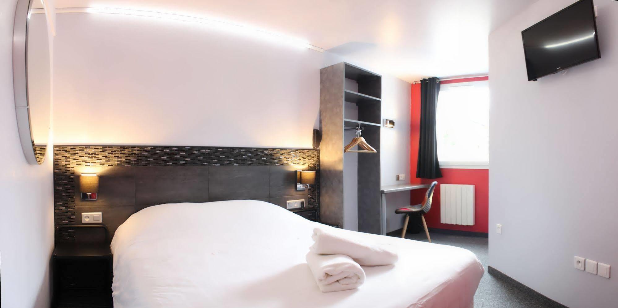 Wink Hotel Juvisy Esterno foto