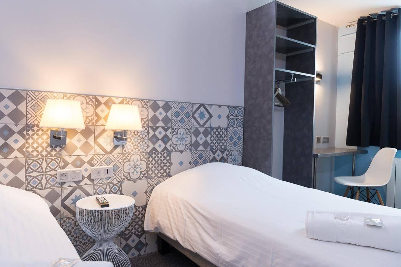 Wink Hotel Juvisy Esterno foto